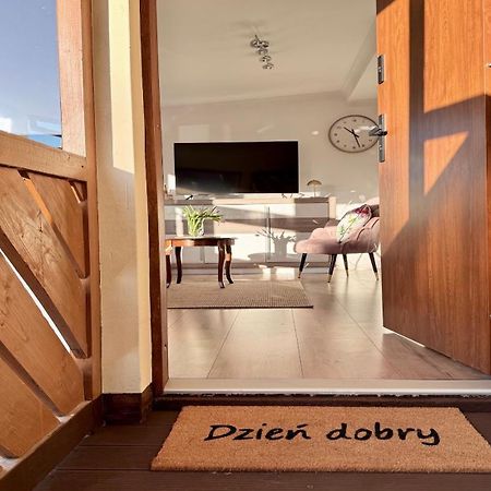 Apartamenty Marea Rentals Beniowskiego 우스트카 외부 사진