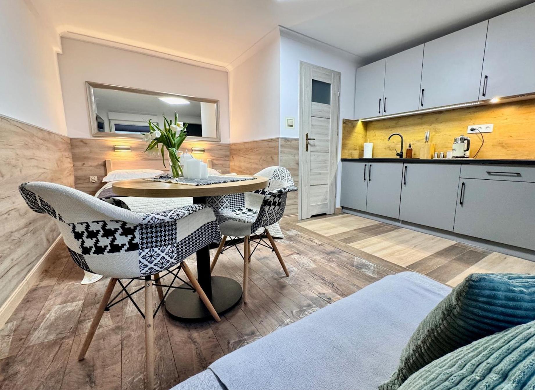 Apartamenty Marea Rentals Beniowskiego 우스트카 외부 사진