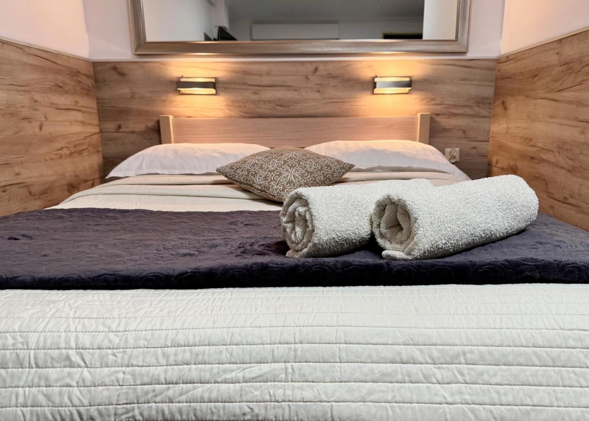 Apartamenty Marea Rentals Beniowskiego 우스트카 외부 사진