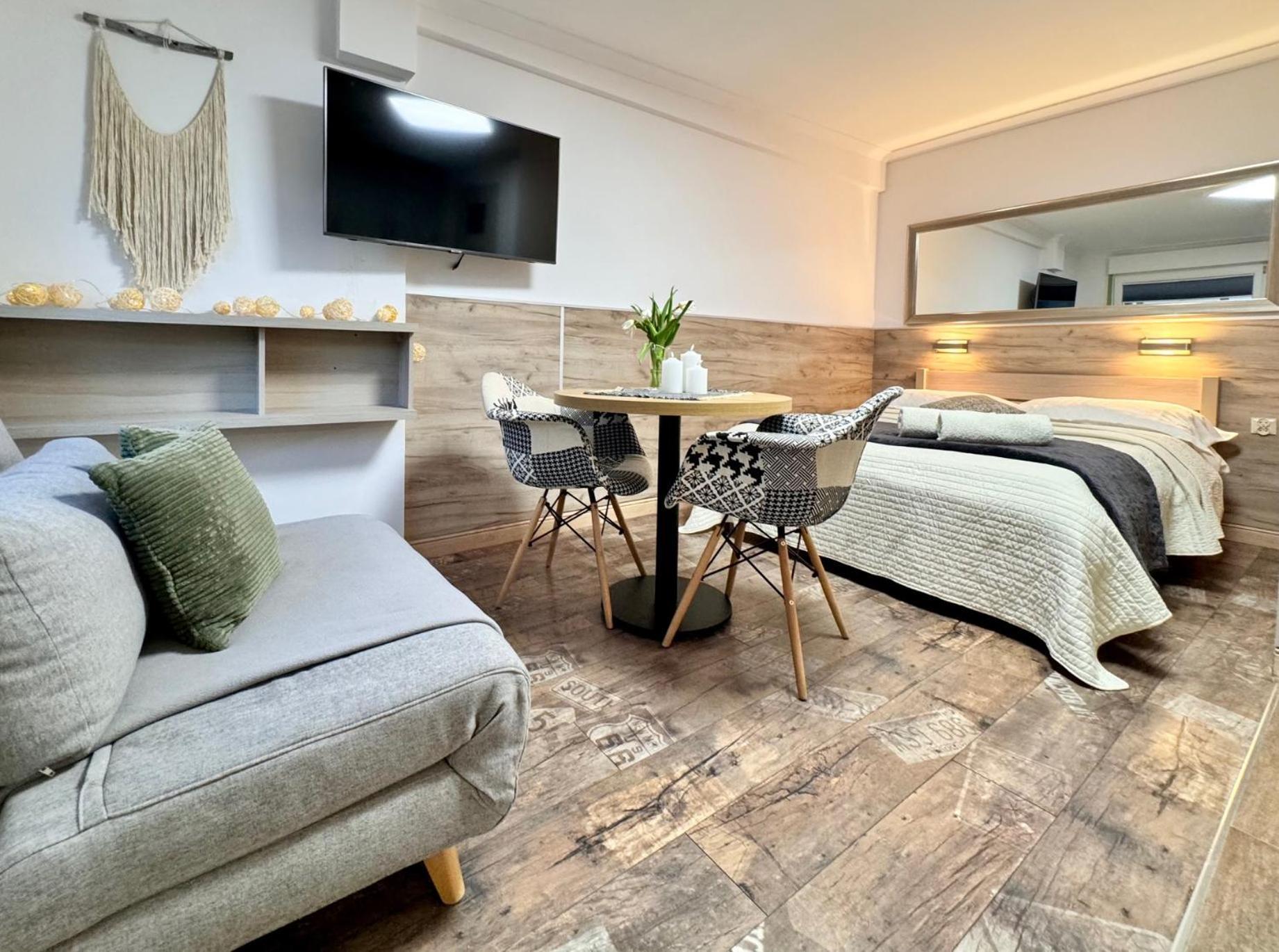 Apartamenty Marea Rentals Beniowskiego 우스트카 외부 사진
