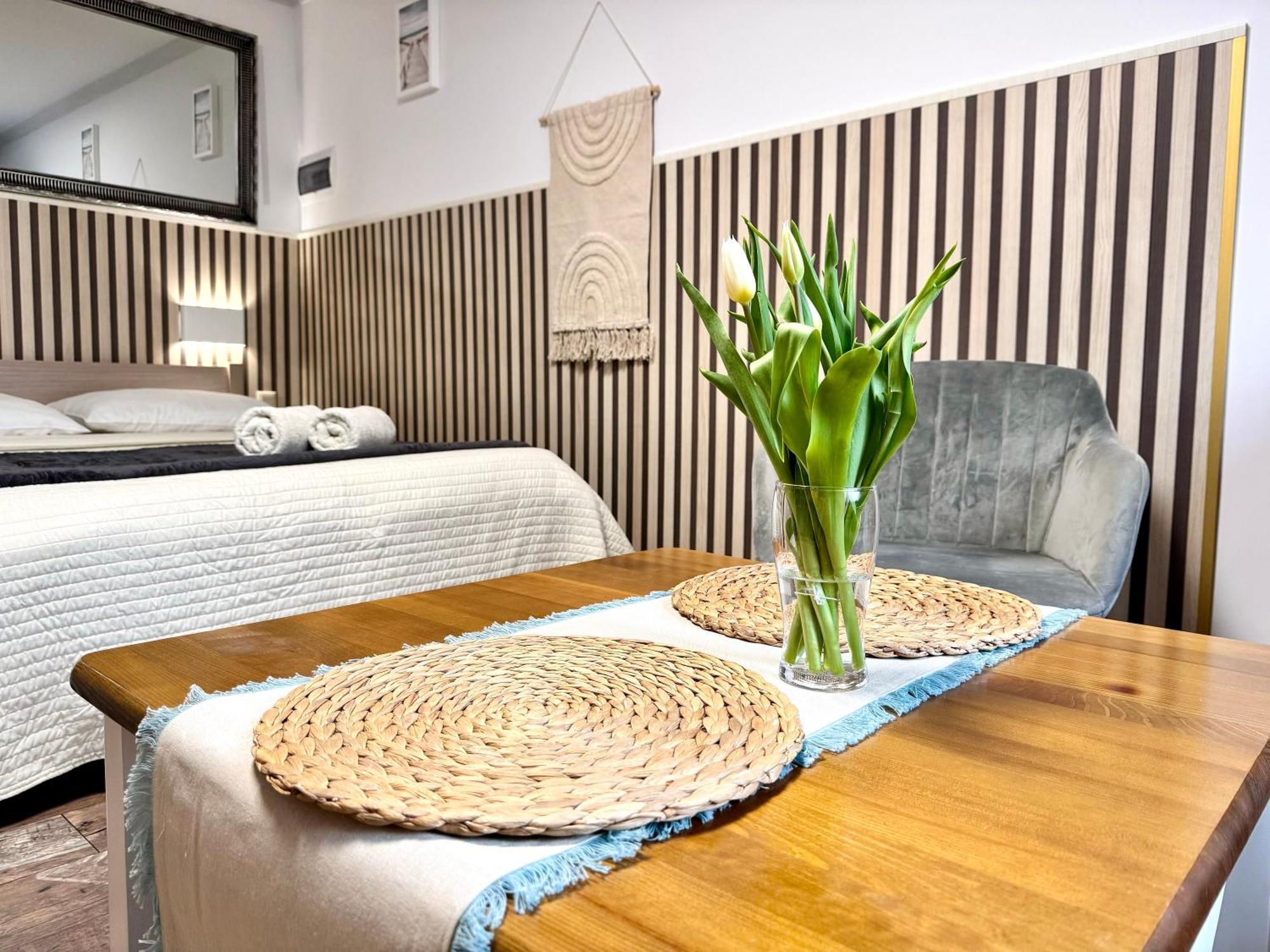 Apartamenty Marea Rentals Beniowskiego 우스트카 외부 사진