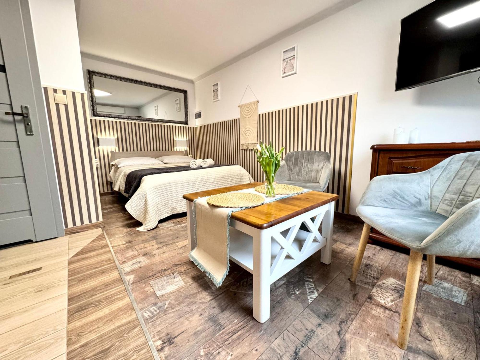 Apartamenty Marea Rentals Beniowskiego 우스트카 외부 사진
