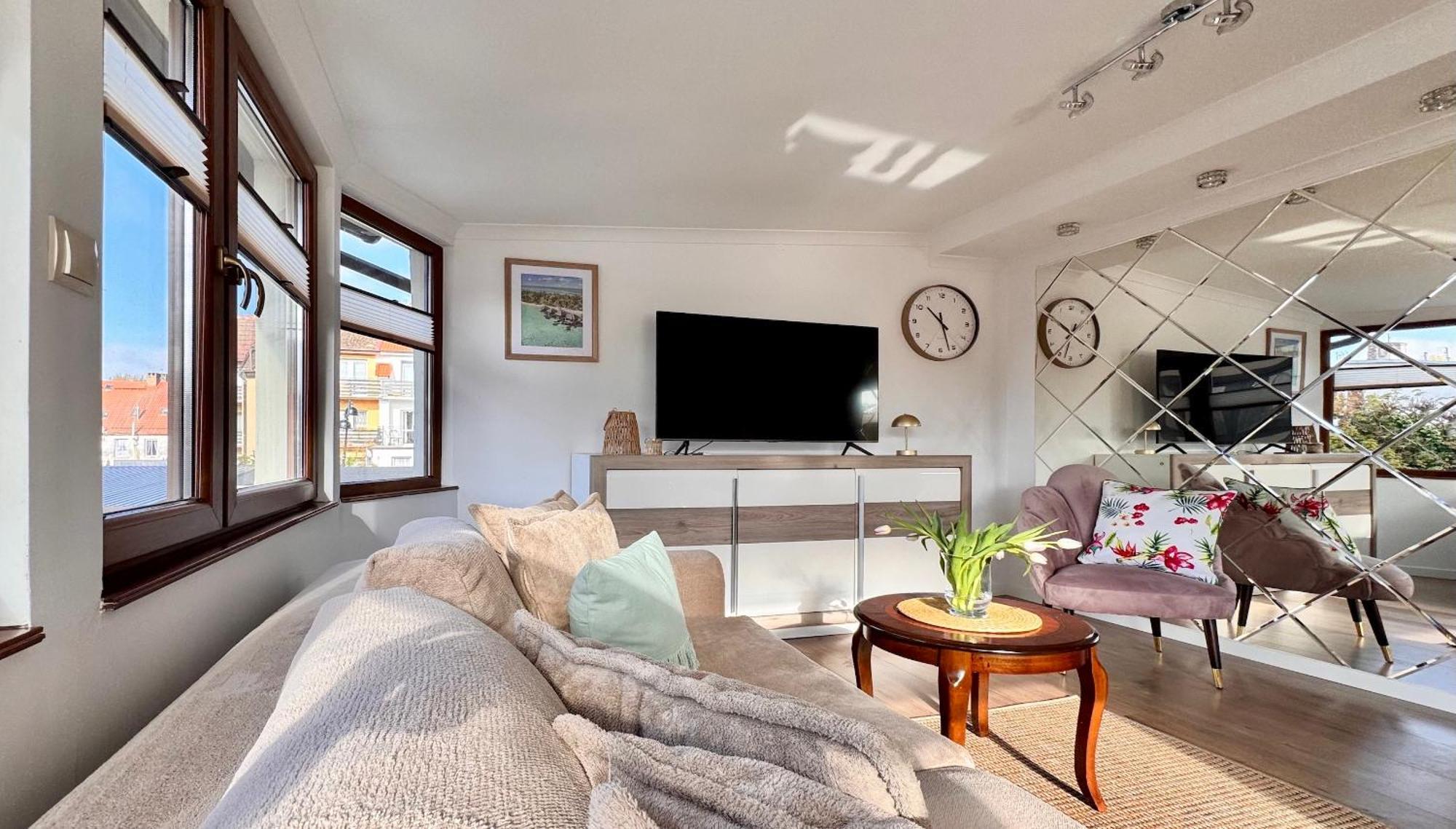 Apartamenty Marea Rentals Beniowskiego 우스트카 외부 사진