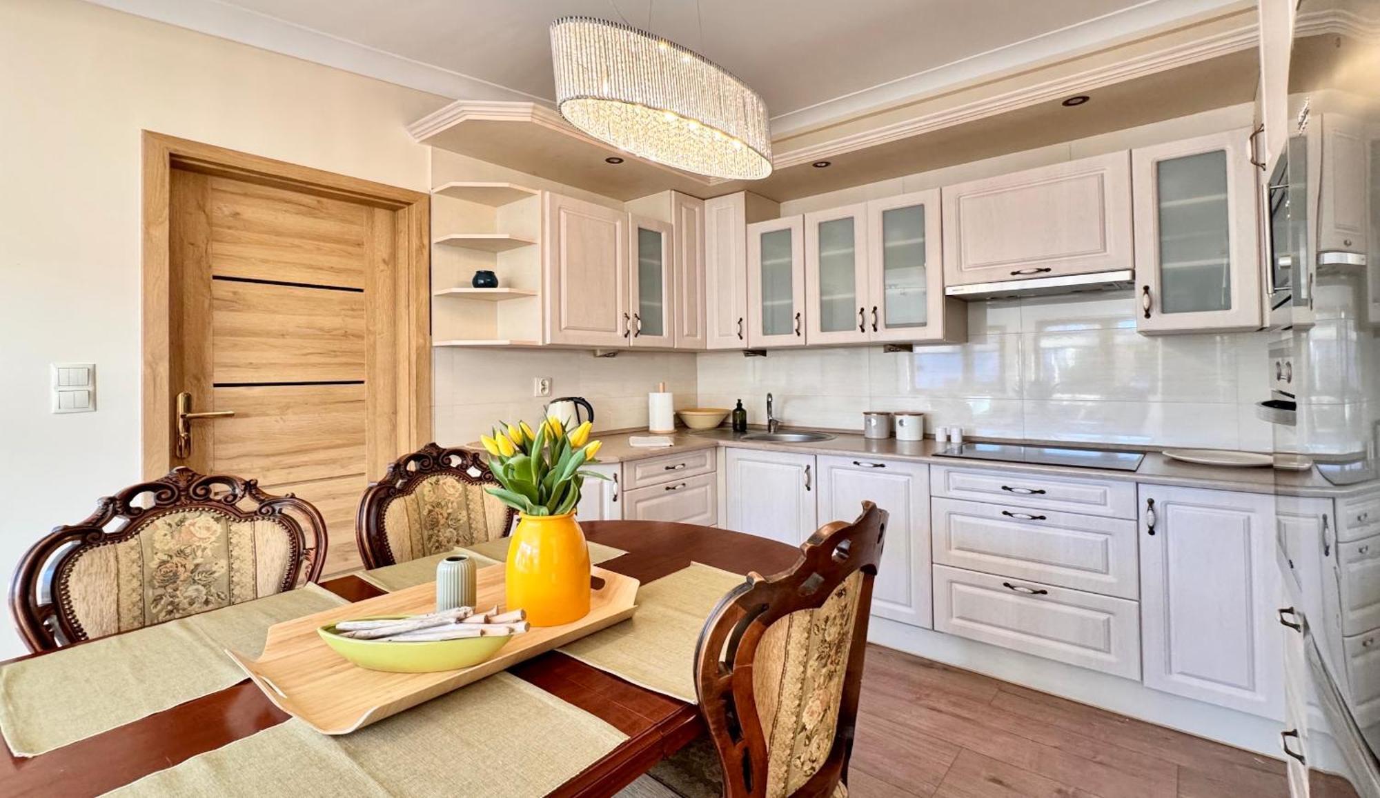 Apartamenty Marea Rentals Beniowskiego 우스트카 객실 사진