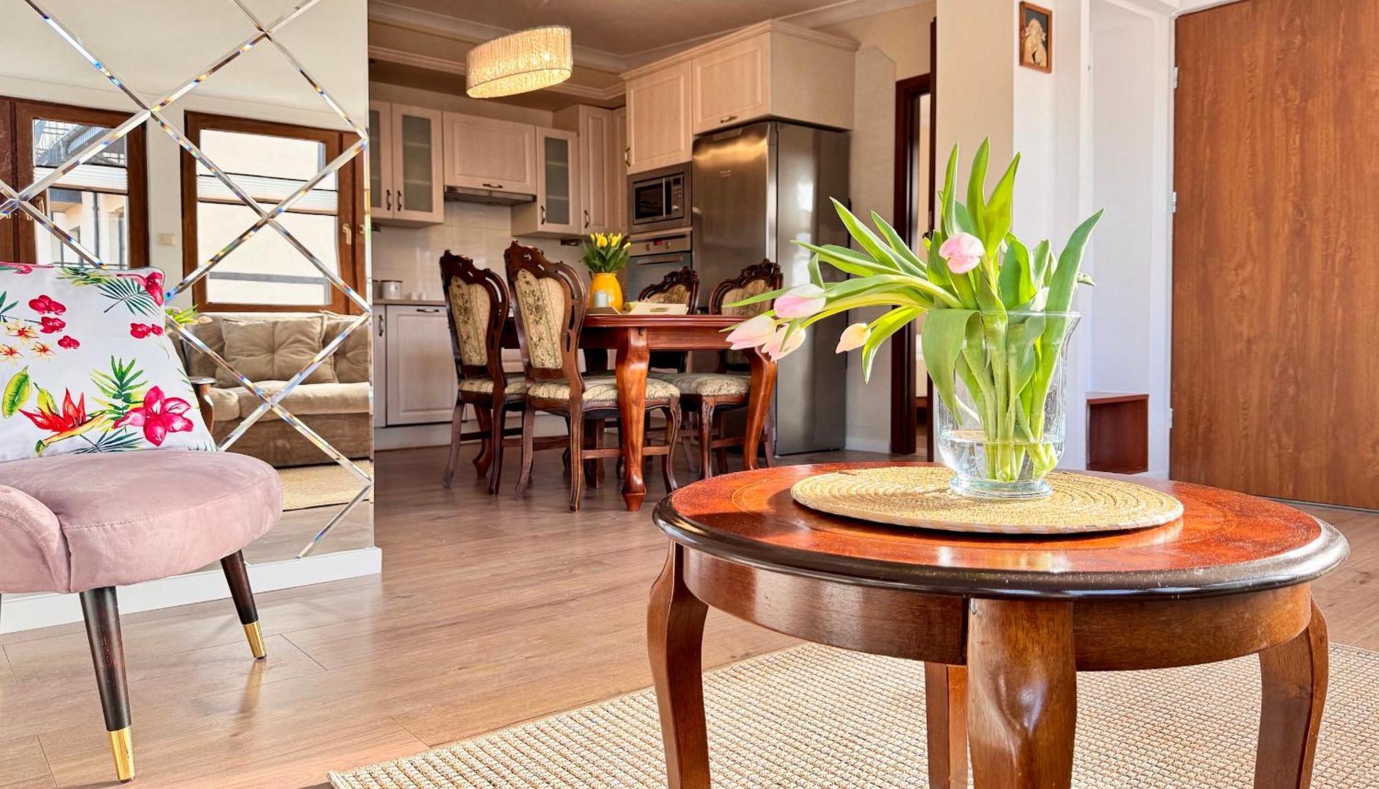 Apartamenty Marea Rentals Beniowskiego 우스트카 외부 사진