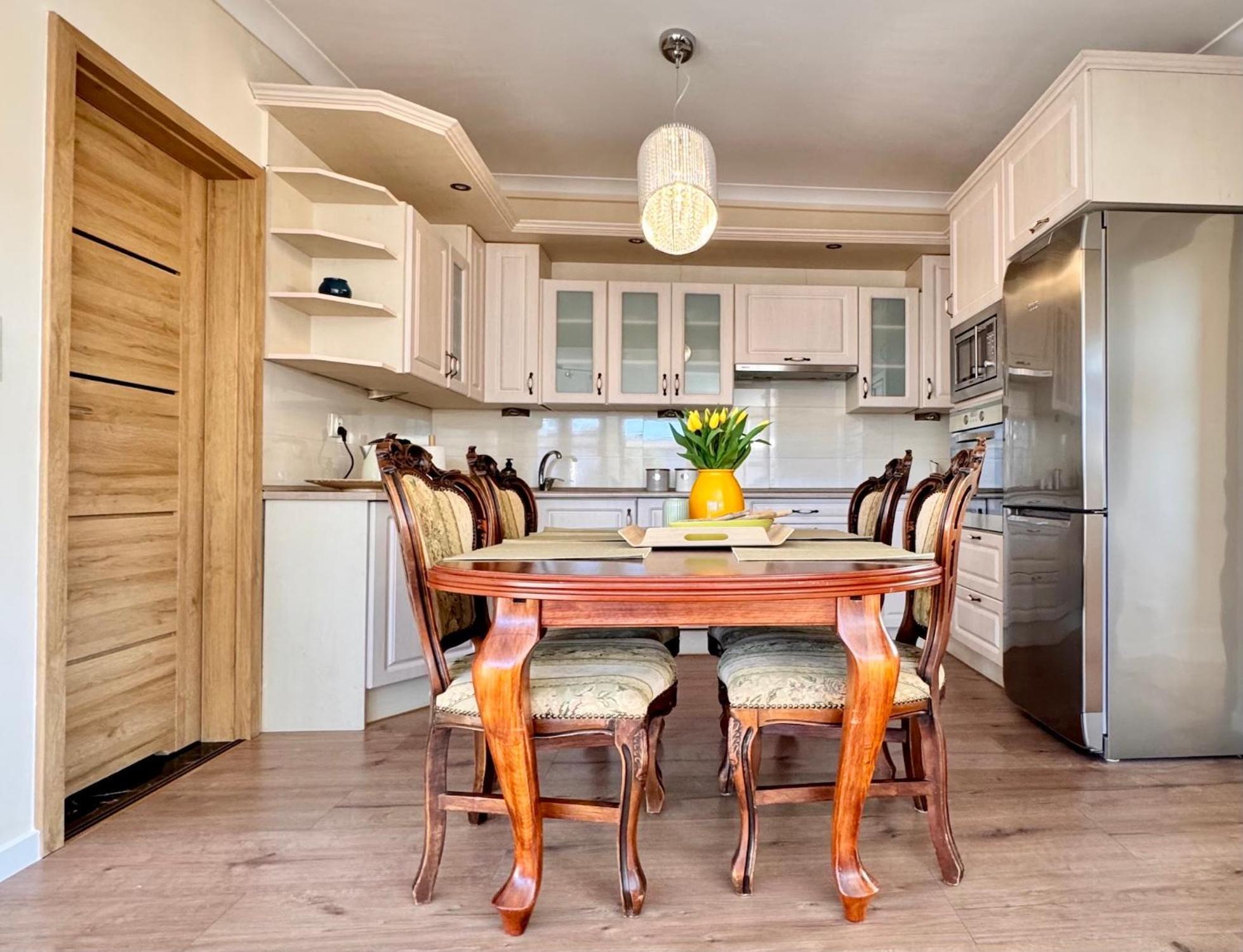Apartamenty Marea Rentals Beniowskiego 우스트카 외부 사진